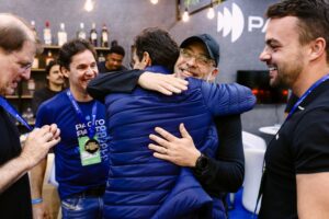 Diretores da Pacto marcaram presença no Arnold Classic 2025, conversando diretamente com gestores e reforçando o compromisso com o mercado fitness.